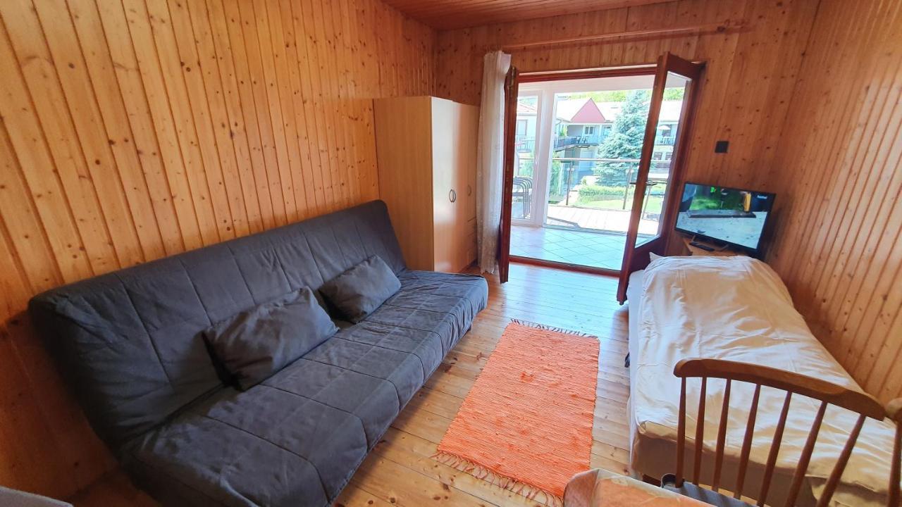 Wellapartman Zamardi Luaran gambar